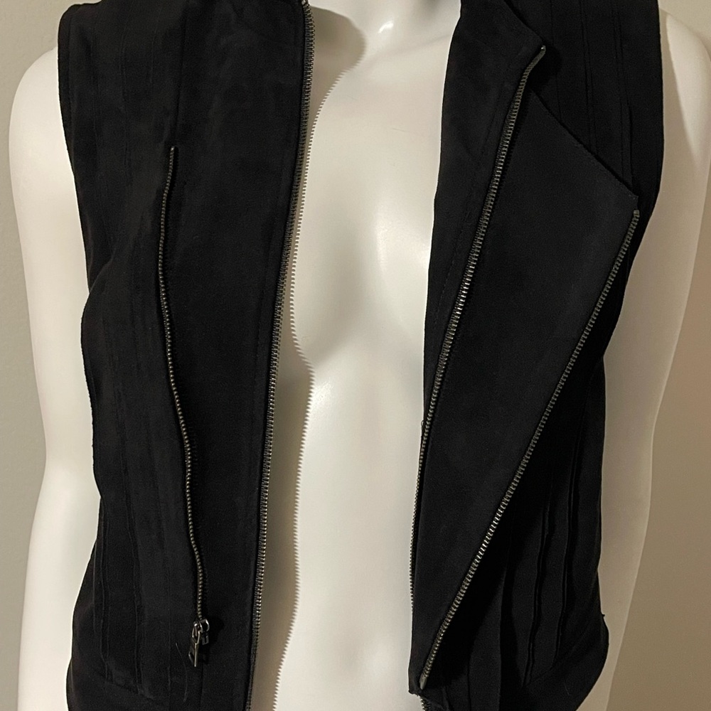BCBGMaxAzria Black Sleeveless Vest
